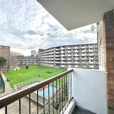 Fabulous 3 Bedroom Flat Sleeps 6 Лондон Екстериор снимка